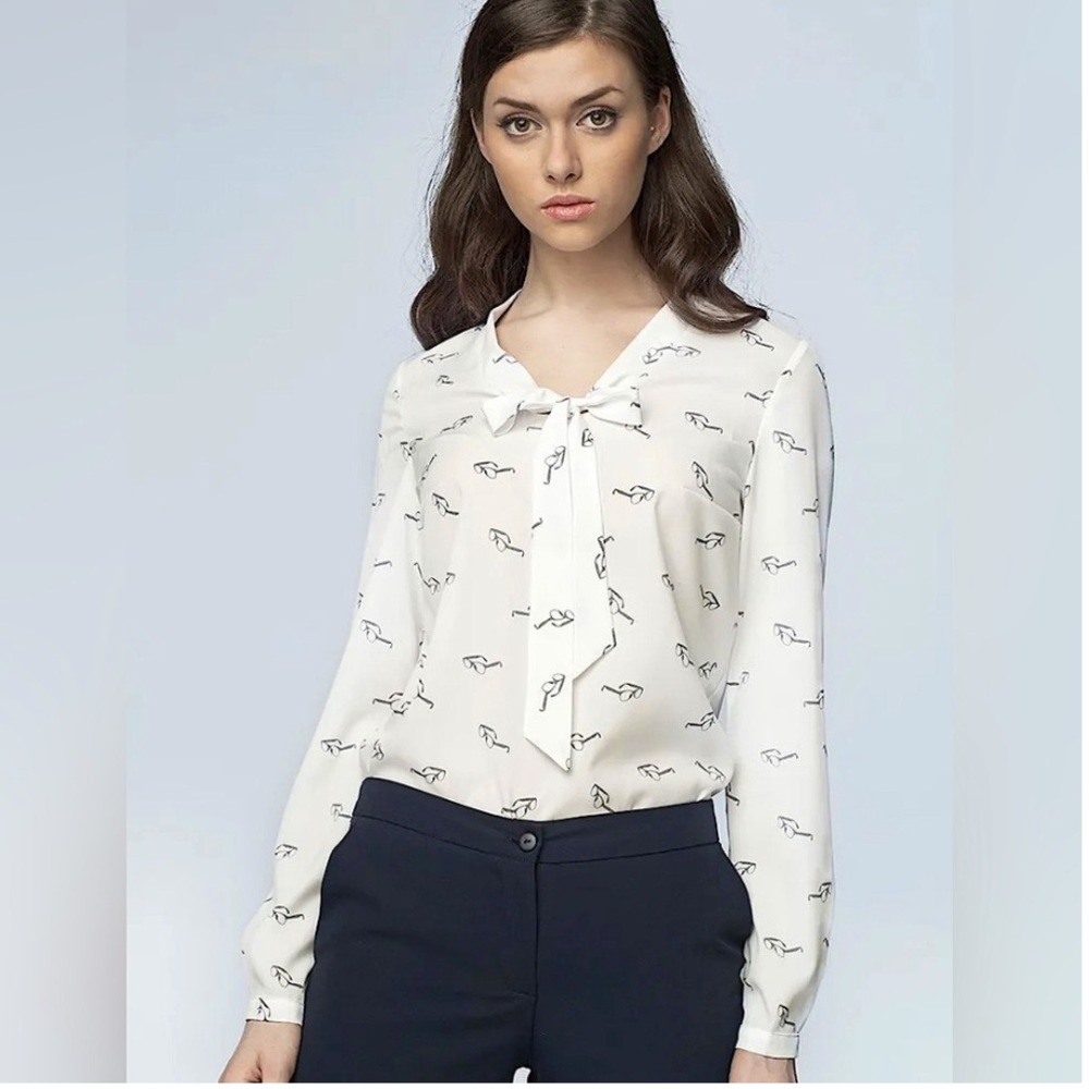 NWT Nife Scoop Neckline Blouse Cute Eyeglasses Print, Size Small